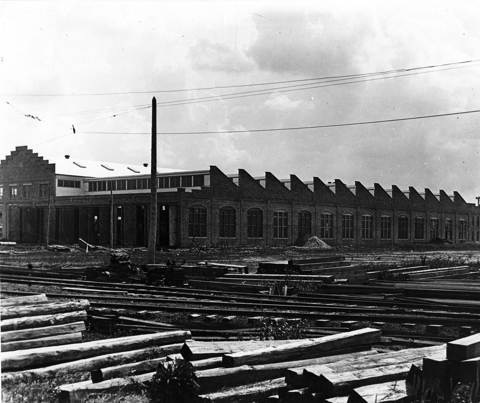 Illinois Traction Shop 1906.jpg